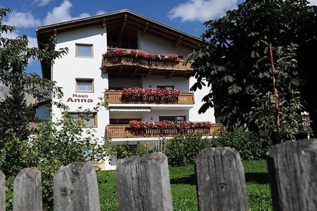 Haus Anna B&B Сан-Валентино-алла-Мута Экстерьер фото